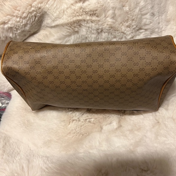 AUTHENTIC VINTAGE GUCCI 🌸 💕 CROSSBODY BAG OR SHOULDER - Picture 2 of 16